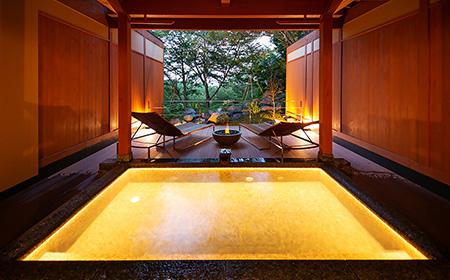 5 private baths