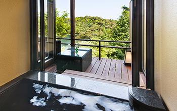 Horai Jr. Japanese Suite Suiko and Kohaku - with open-air bath